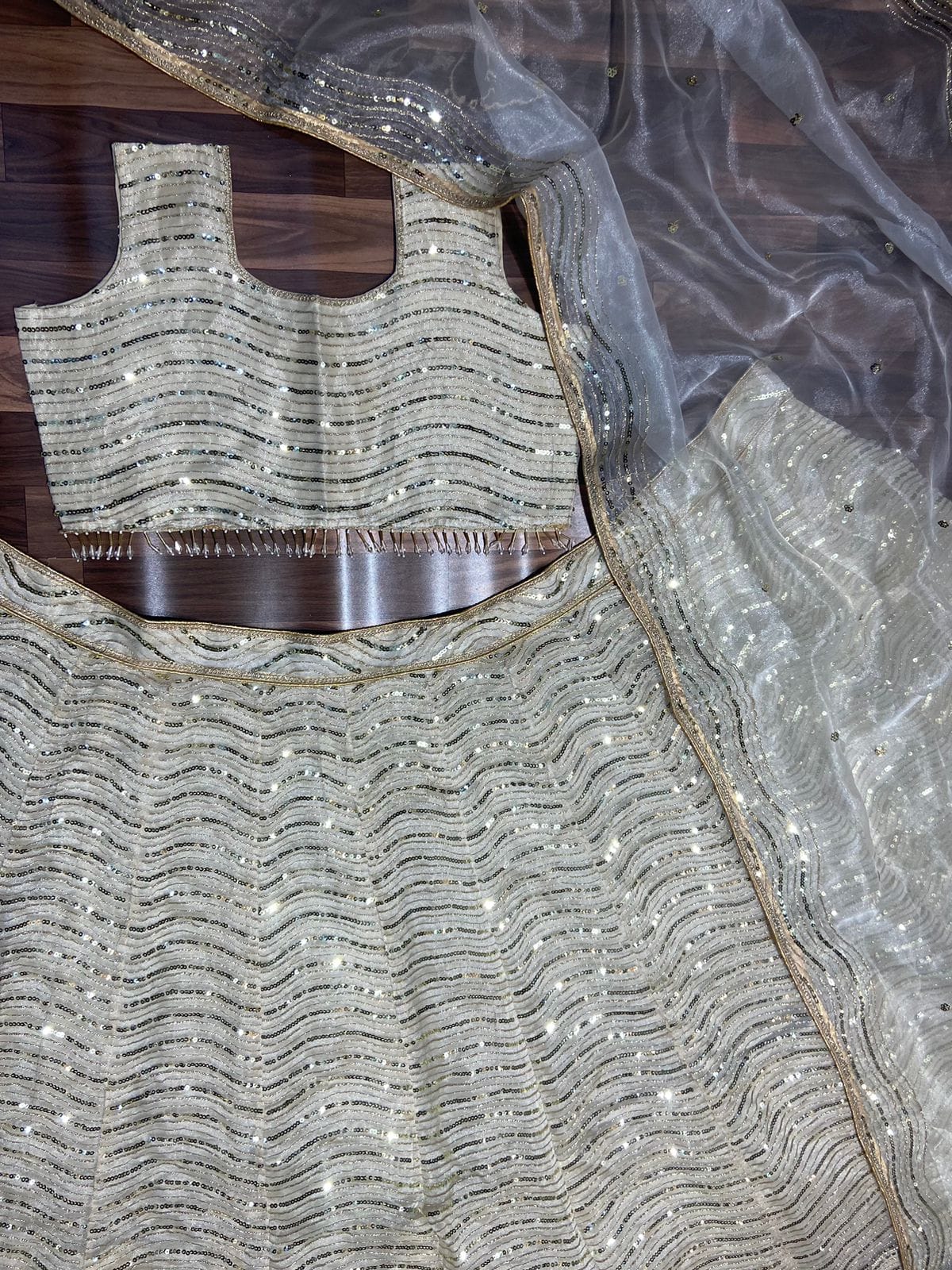 Lehenga : Premiums Heavy Organza Silk