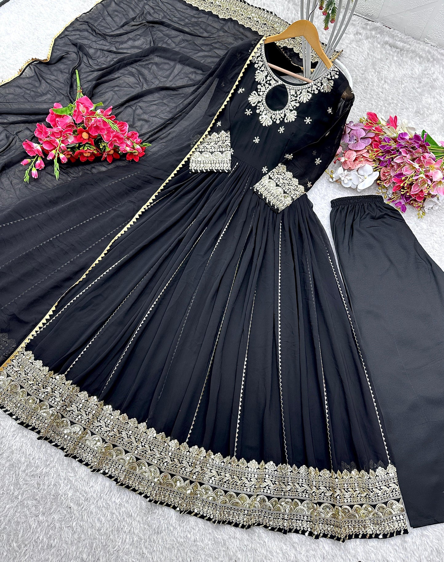 Pure Fox Georgette Gwon Pent and Dupatta Set Fully Stitched Ready To Wear π₯ππ₯°*