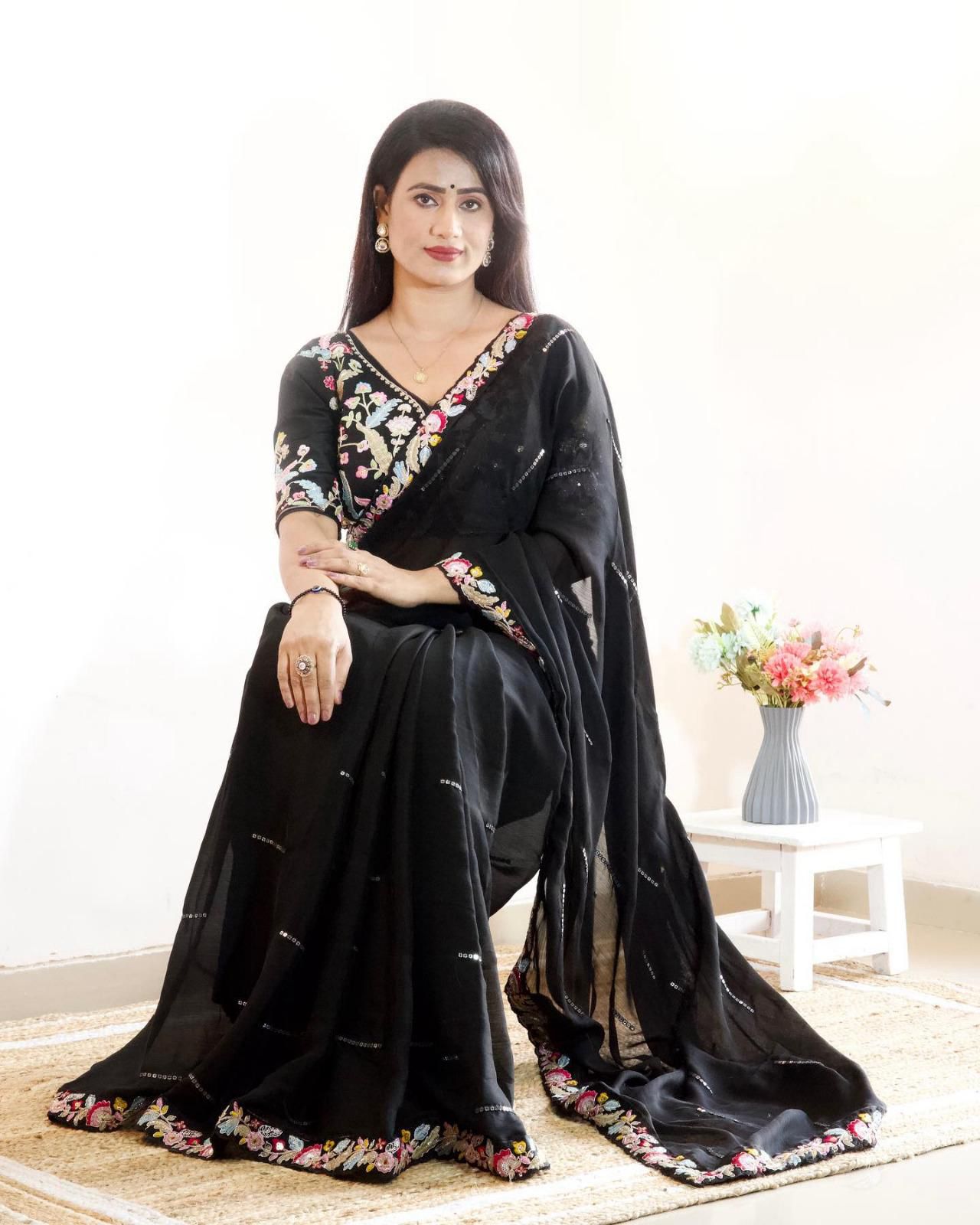 DESIGNER HEAVY EMBRODERY WORK WITH FULLY STICH BLOUSE SAREE π¨