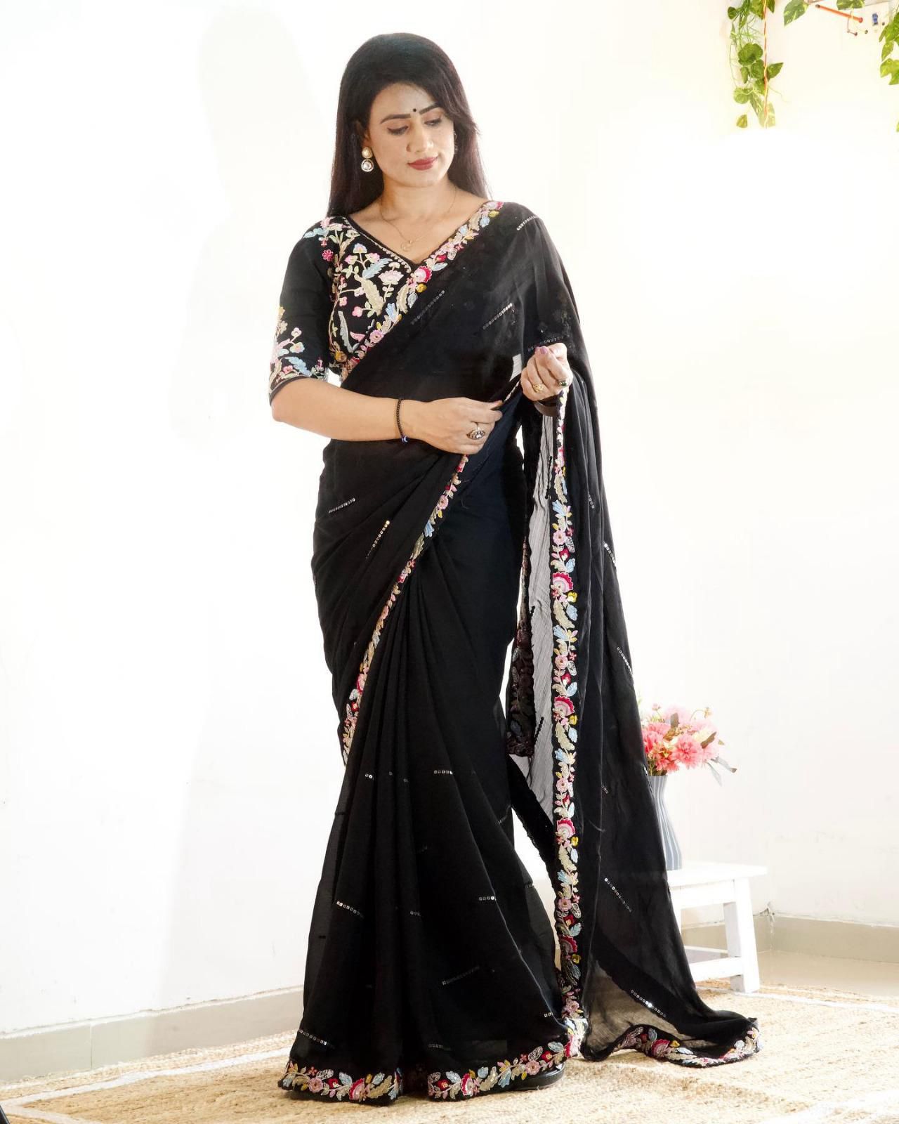 DESIGNER HEAVY EMBRODERY WORK WITH FULLY STICH BLOUSE SAREE π¨