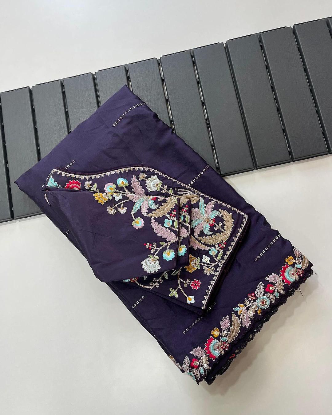 DESIGNER HEAVY EMBRODERY WORK WITH FULLY STICH BLOUSE SAREE π¨