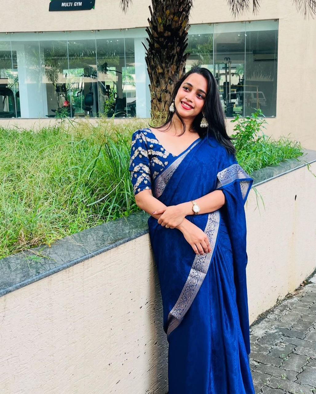 Viscose Chinon Weaving Pattern Saree With Dola Banarasi Silk Blouse