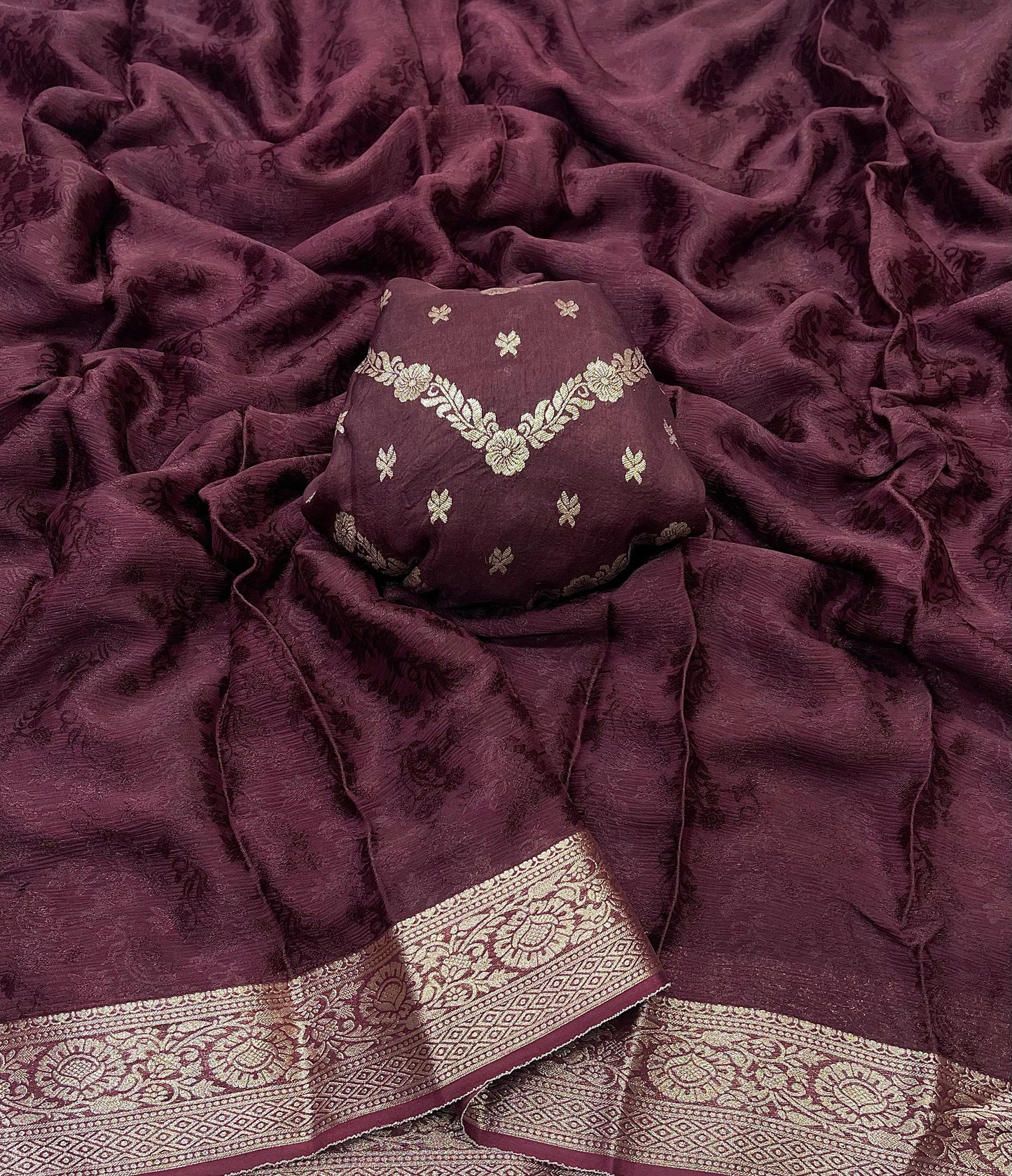 Viscose Chinon Weaving Pattern Saree With Dola Banarasi Silk Blouse
