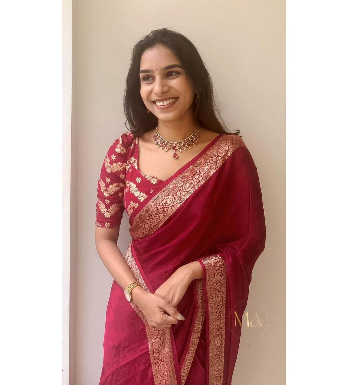 Viscose Chinon Weaving Pattern Saree With Dola Banarasi Silk Blouse