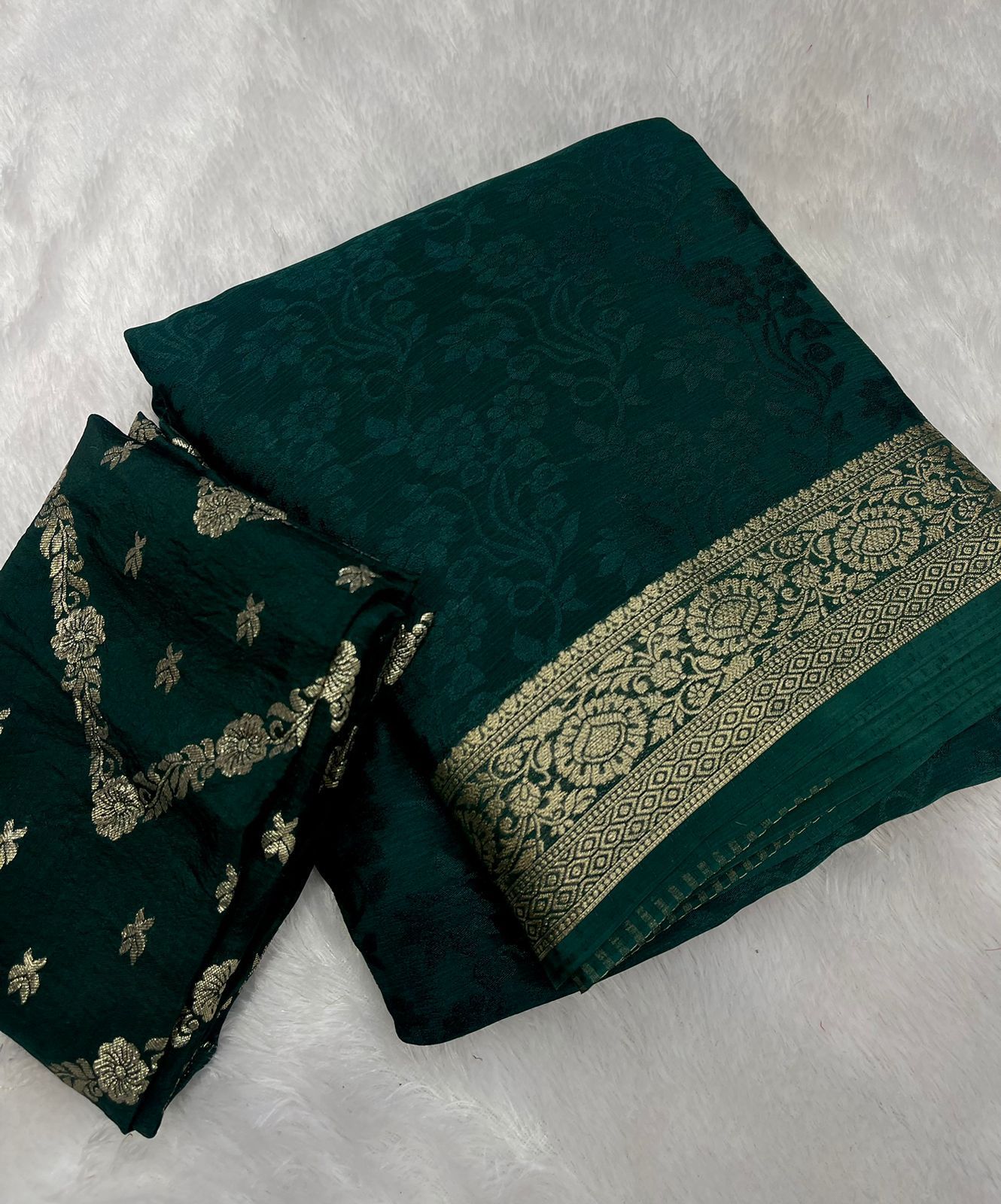 Viscose Chinon Weaving Pattern Saree With Dola Banarasi Silk Blouse