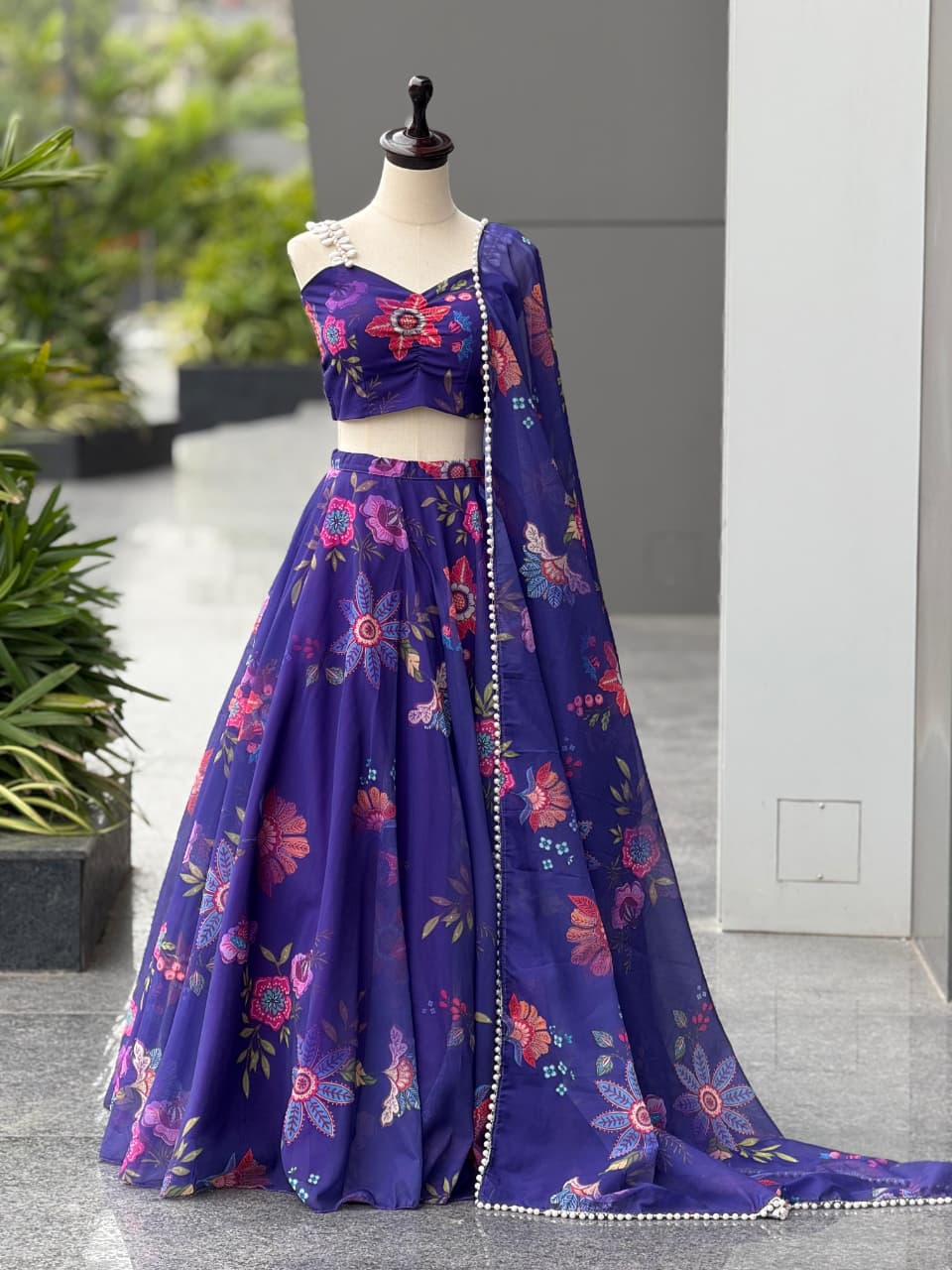 Pure organza silk digital printed lehnga. 8mtr flair lehnga with canvas patta