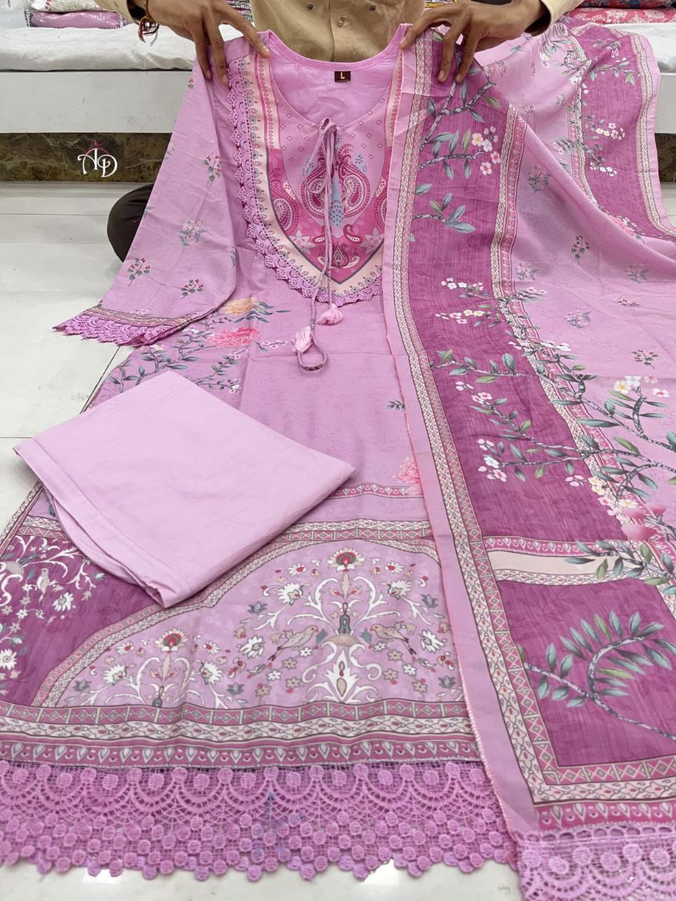 Lilac Muslin Pakistani Suit with digital prints