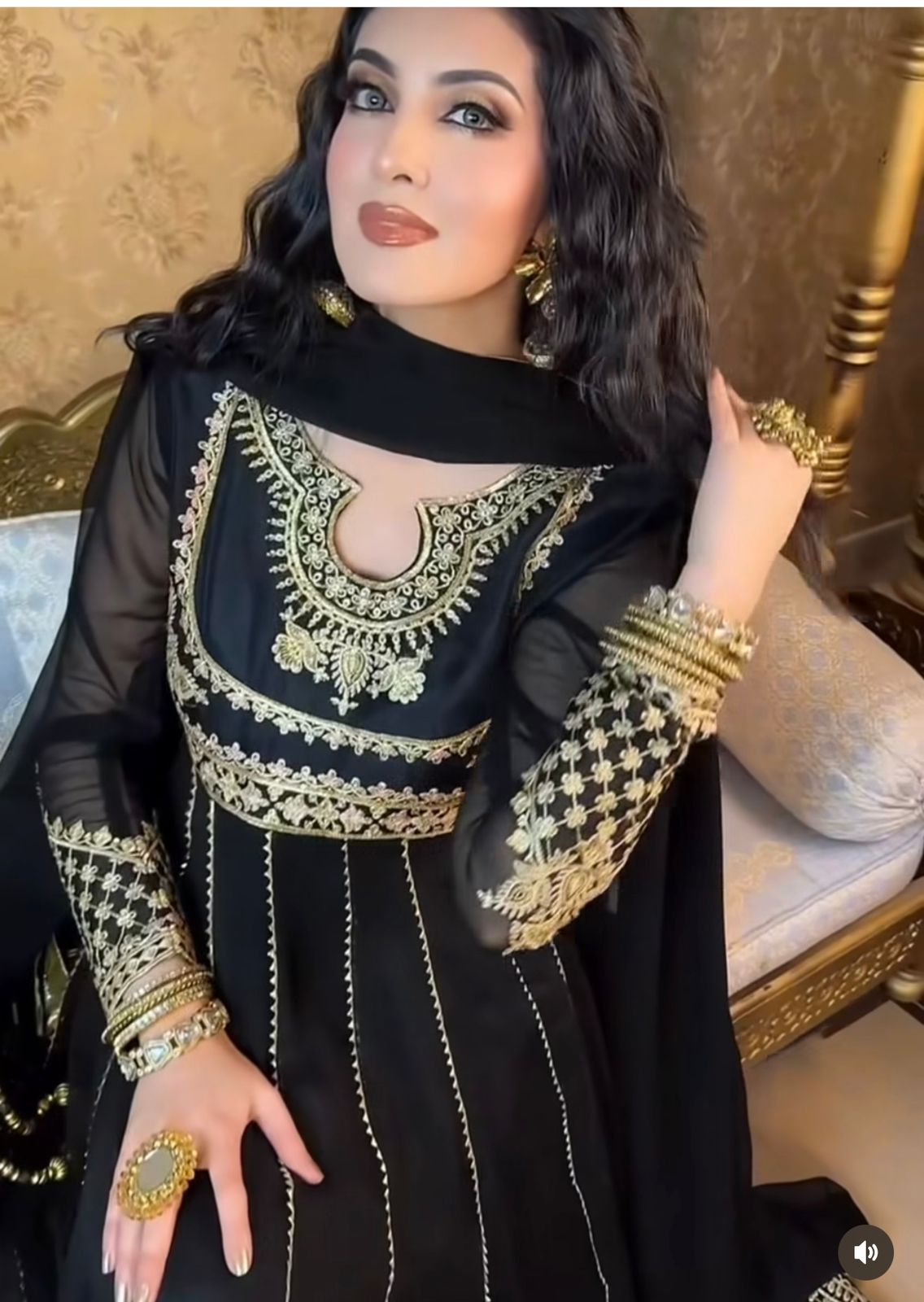 New Design Fox Georgette *(Gown & Pant& dupatta) Reddy To Party Wear