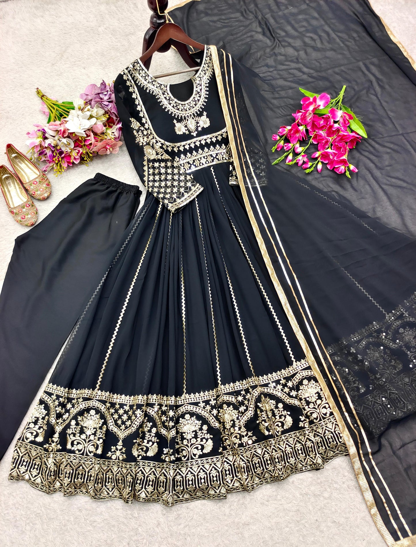 New Design Fox Georgette *(Gown & Pant& dupatta) Reddy To Party Wear