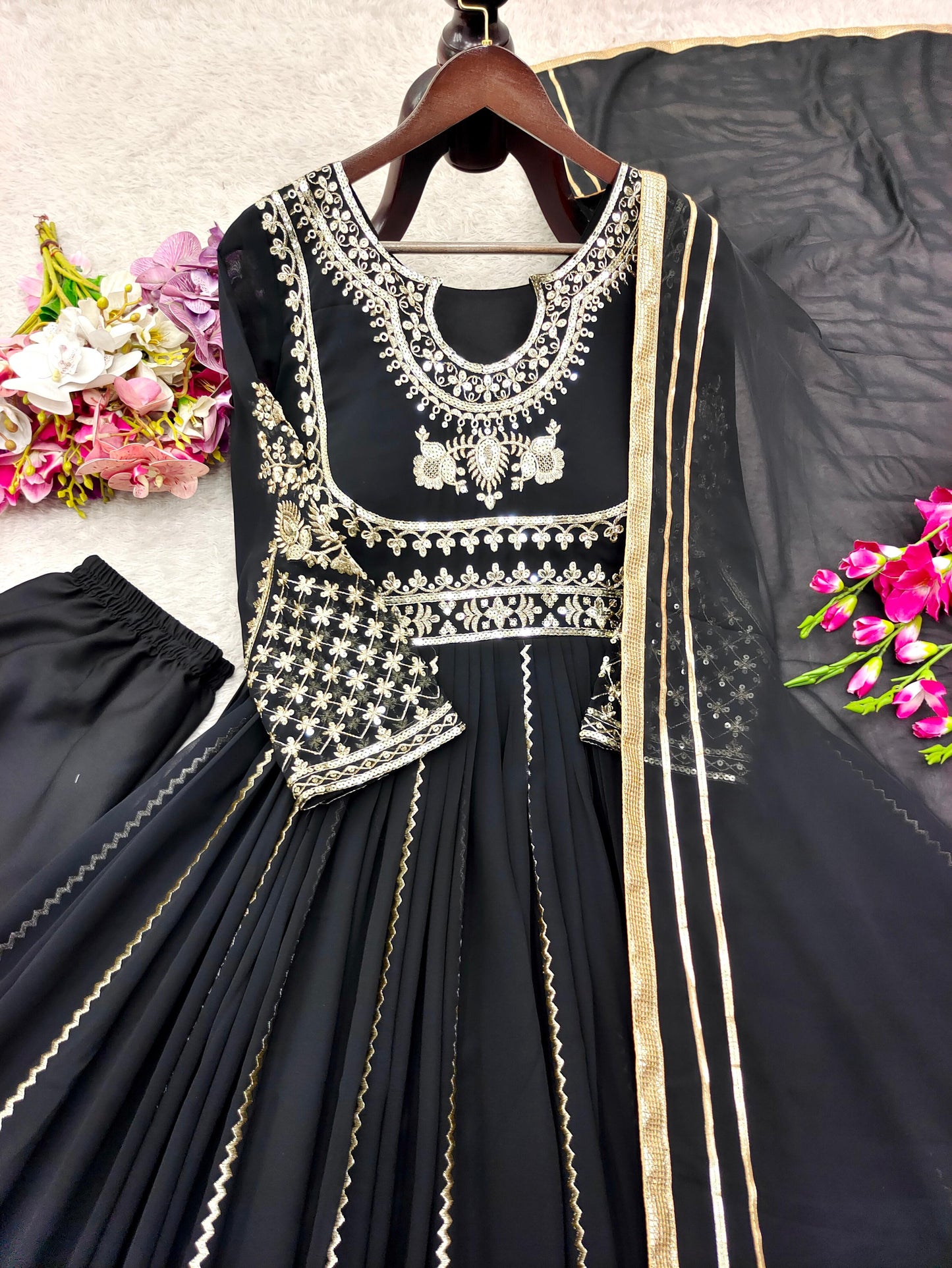 New Design Fox Georgette *(Gown & Pant& dupatta) Reddy To Party Wear