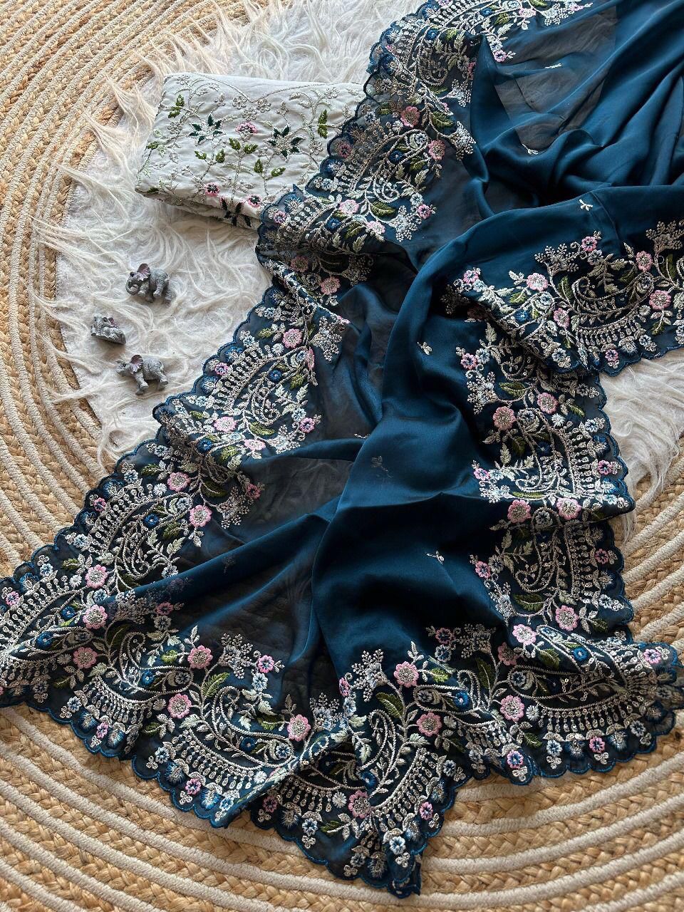 PURE SOFT BLACK RANGOLI SILK FABRIC ON BEAUTIFUL EMBROIDERY C-PALLU Saree