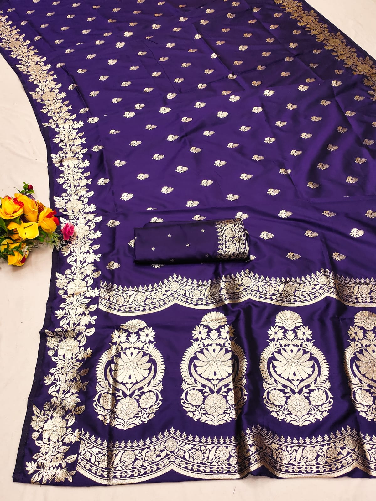 Pure Soft banarasi silk saree Original pure Banarasi jari and rich pallu