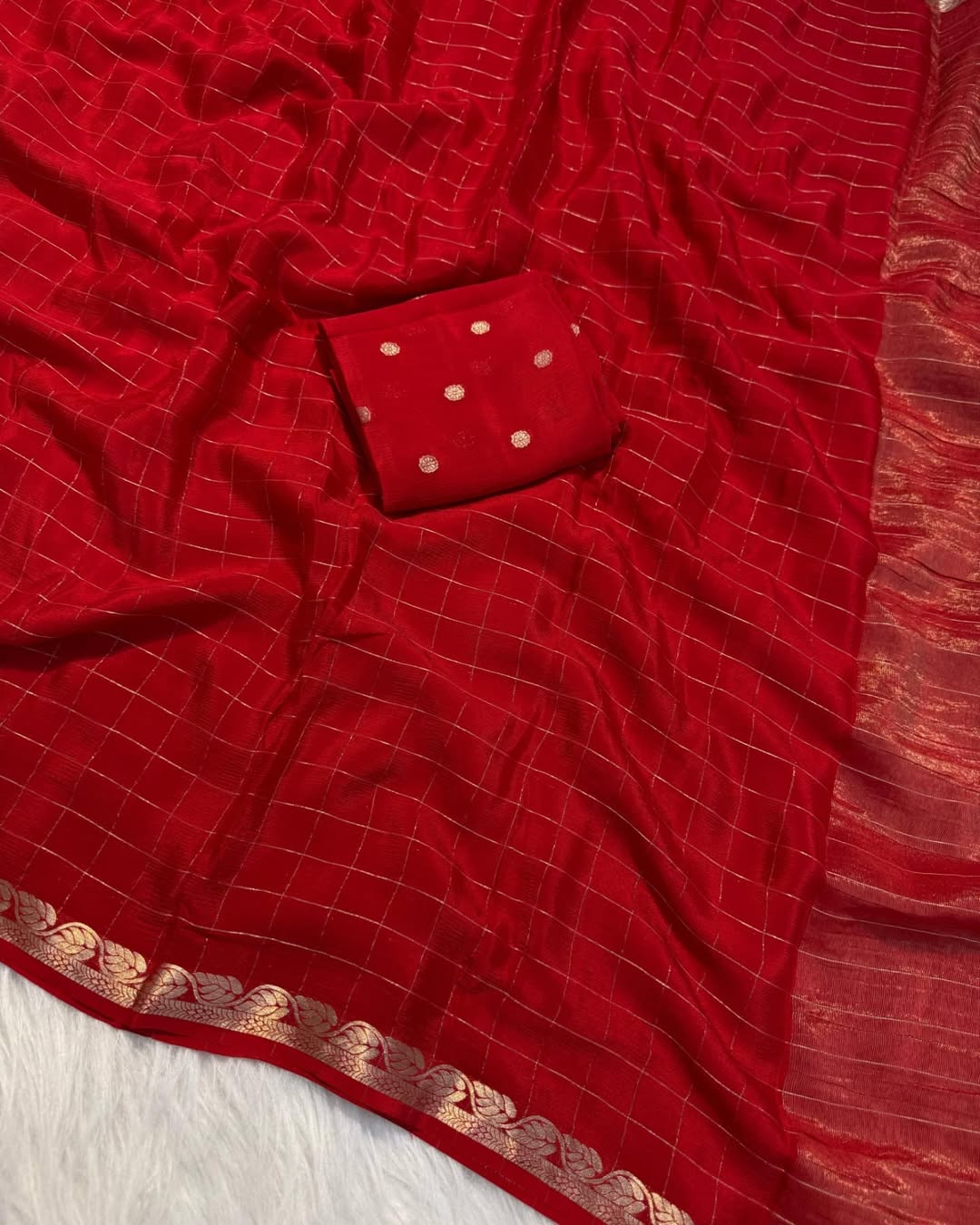 New Arrival – Pure Viscose Chinon Saree with Matching Blouse