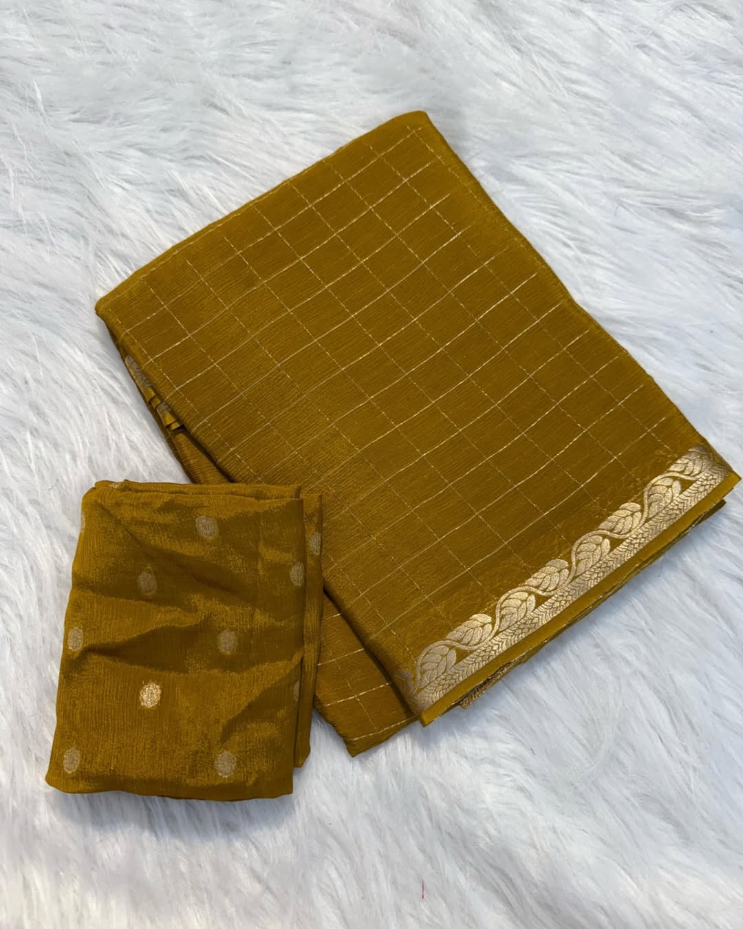 New Arrival – Pure Viscose Chinon Saree with Matching Blouse