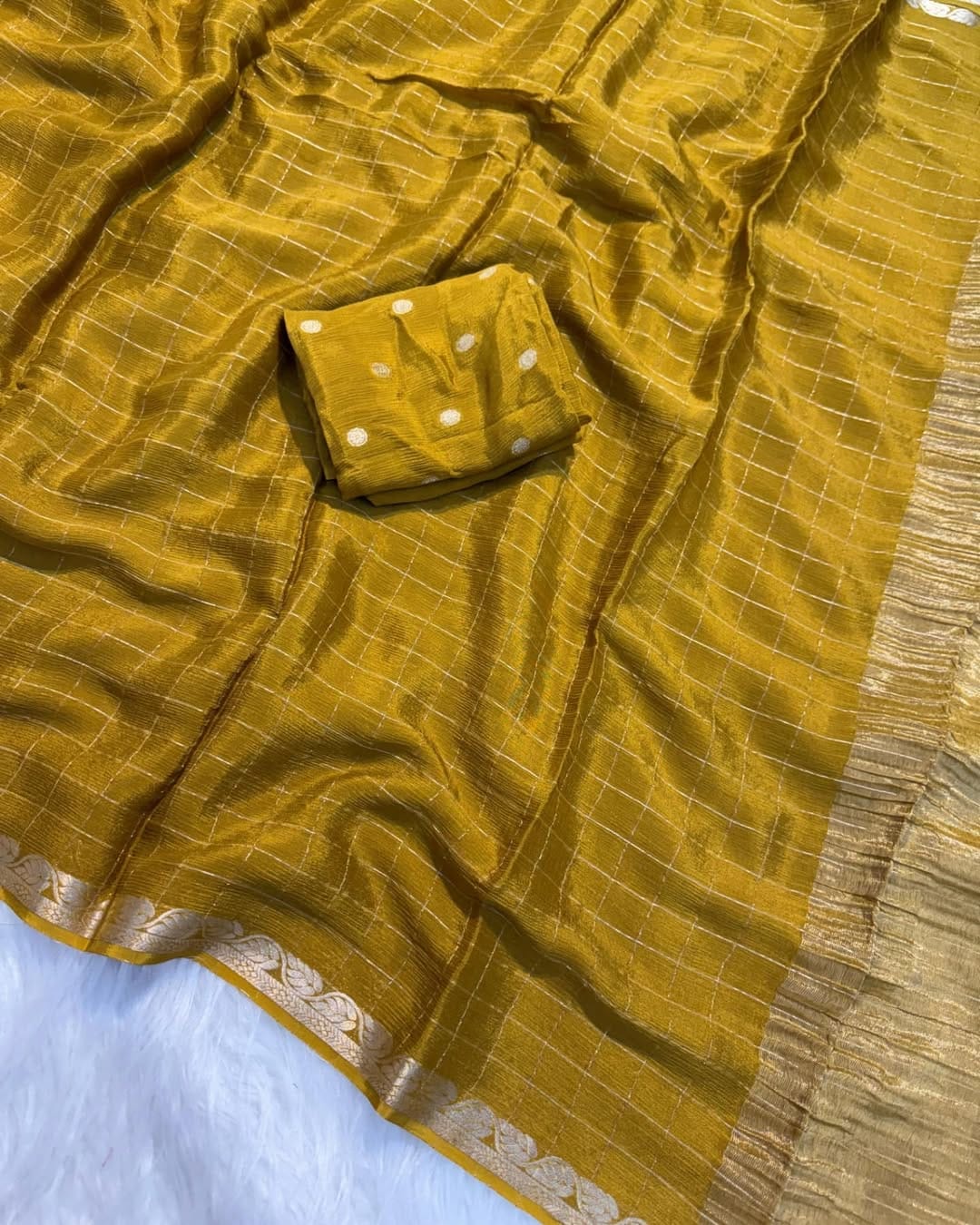 New Arrival – Pure Viscose Chinon Saree with Matching Blouse
