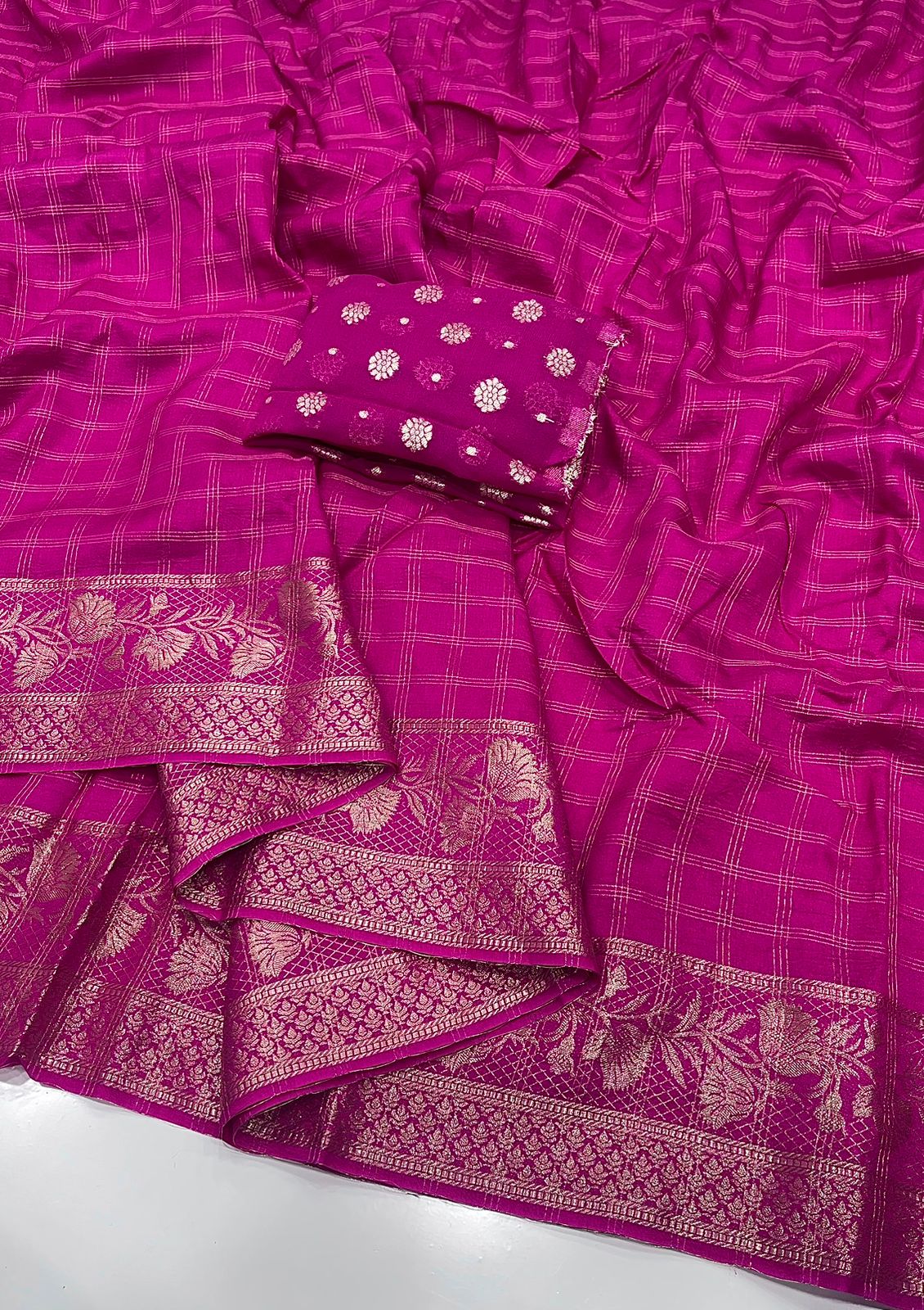 New Arrival – Pure Viscose Saree with Butti Blouse