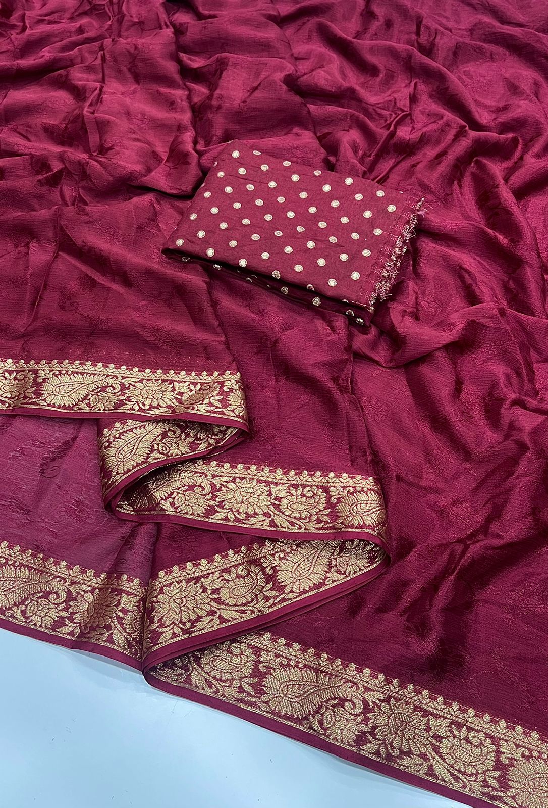 HOS Pure Chinon Chiffon Saree – Zari Weaving Border with Butti Brocade Blouse