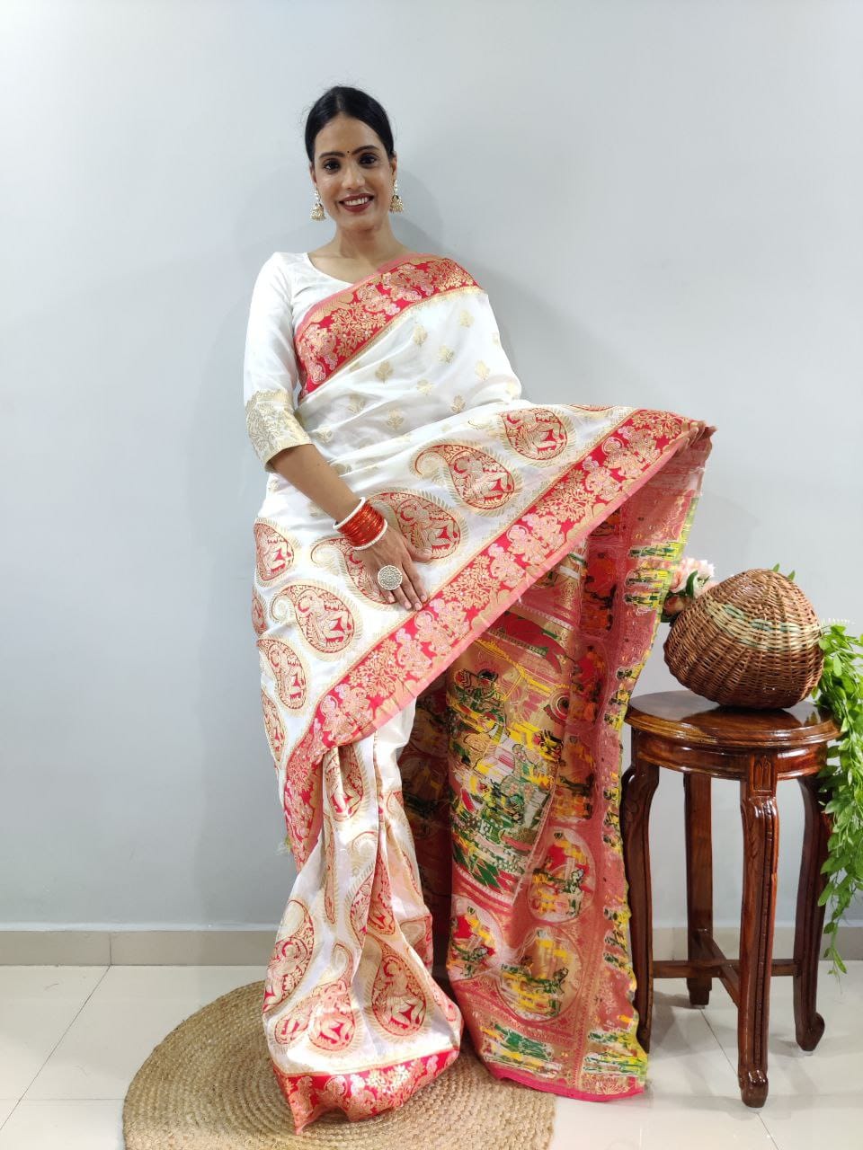 HOS HC-817 Banarasi Silk Ready-to-Wear Saree with Meenakari Work - House Of ShiVisha