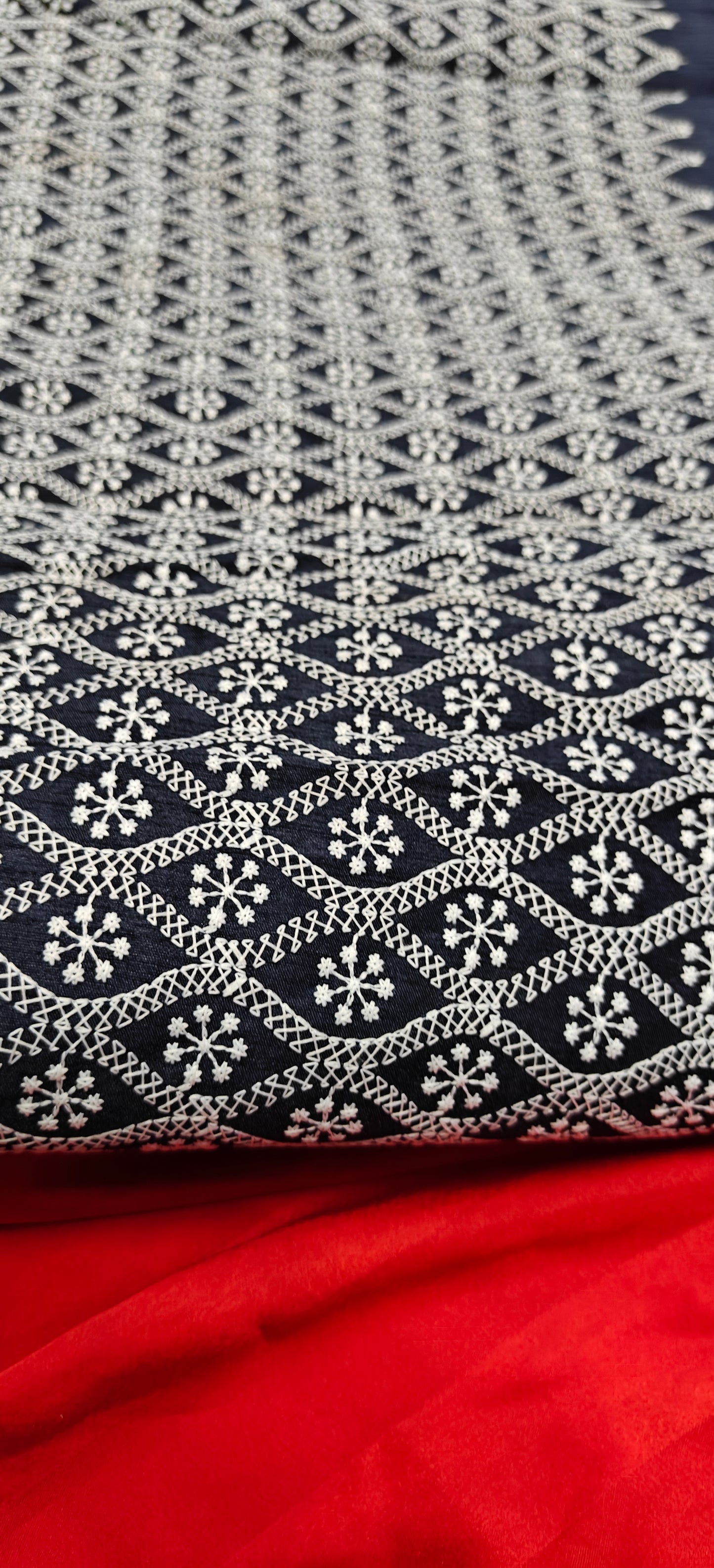 Black Embroidered Fabric – White Thread Circle Motif (10 Meter Set)