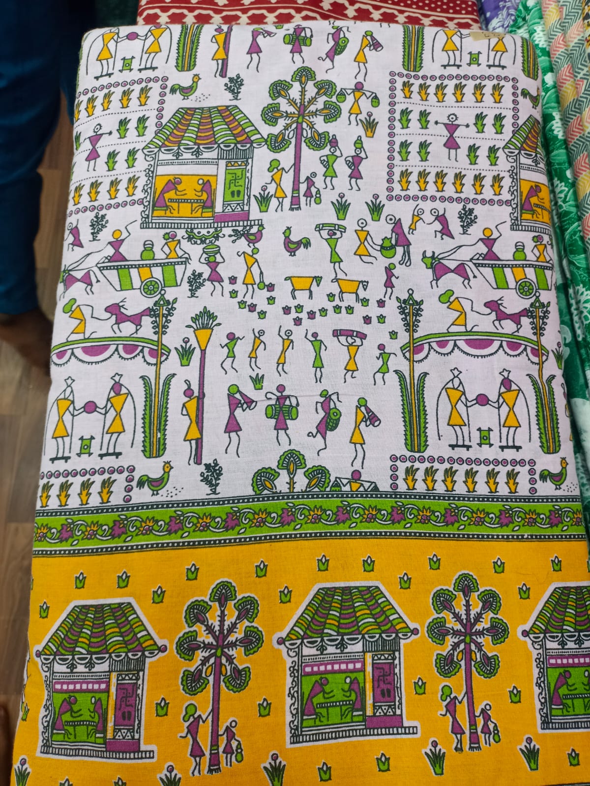 Jaipuri Cotton Block Print 60 40 Fabric - Design 122