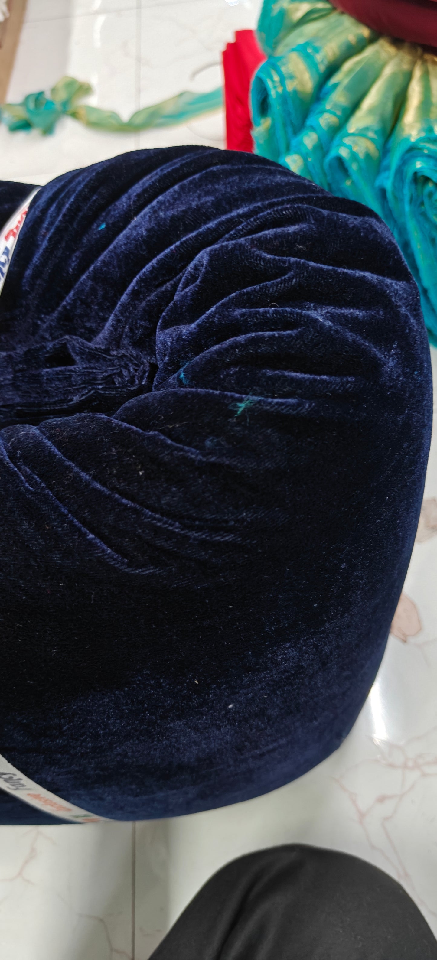 Viscose Makhan Velvet Charcoal Grey – 50 Meter Set