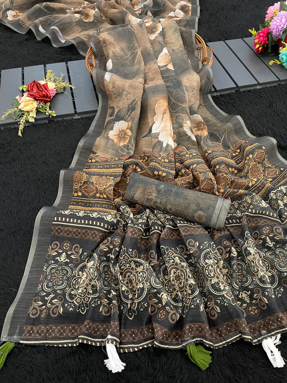 Ankita Linen Cotton Saree – Handloom Digital Print with Zari Border & Latkan Blouse Piece | House of ShiVisha™ | Ethnic Heritage Edition