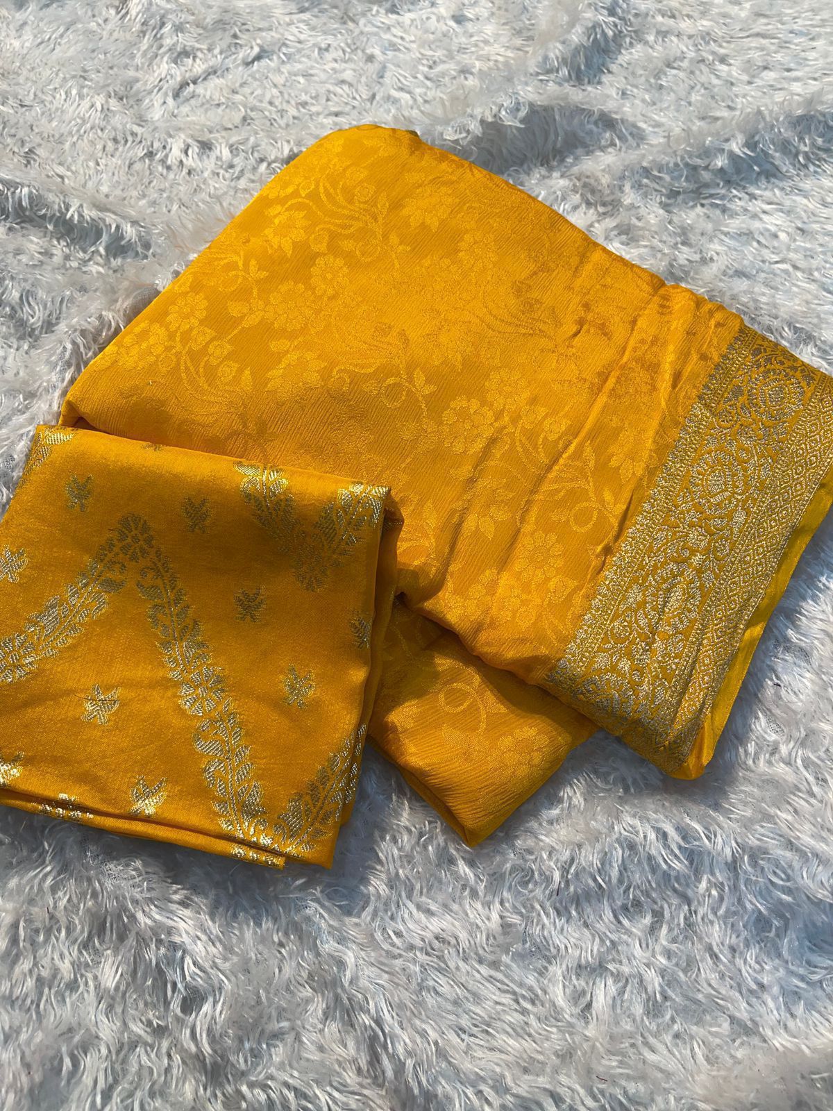 Viscose Chinon Weaving Pattern Saree With Dola Banarasi Silk Blouse