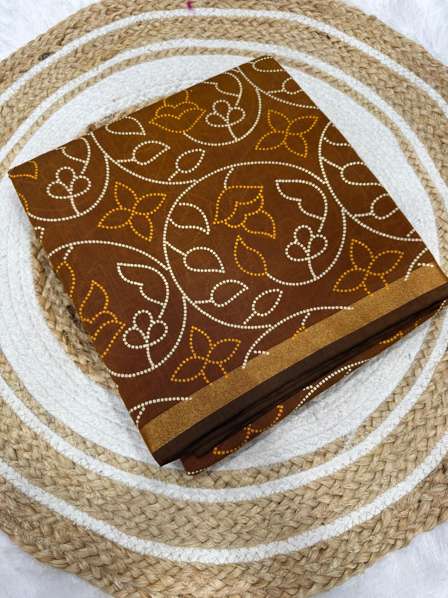 Gadhval New Bandhani Saree  Print Bandhej