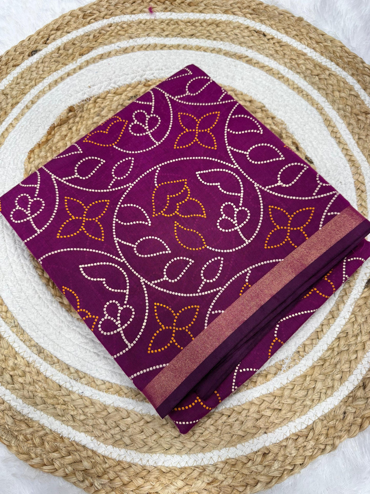 Gadhval New Bandhani Saree  Print Bandhej