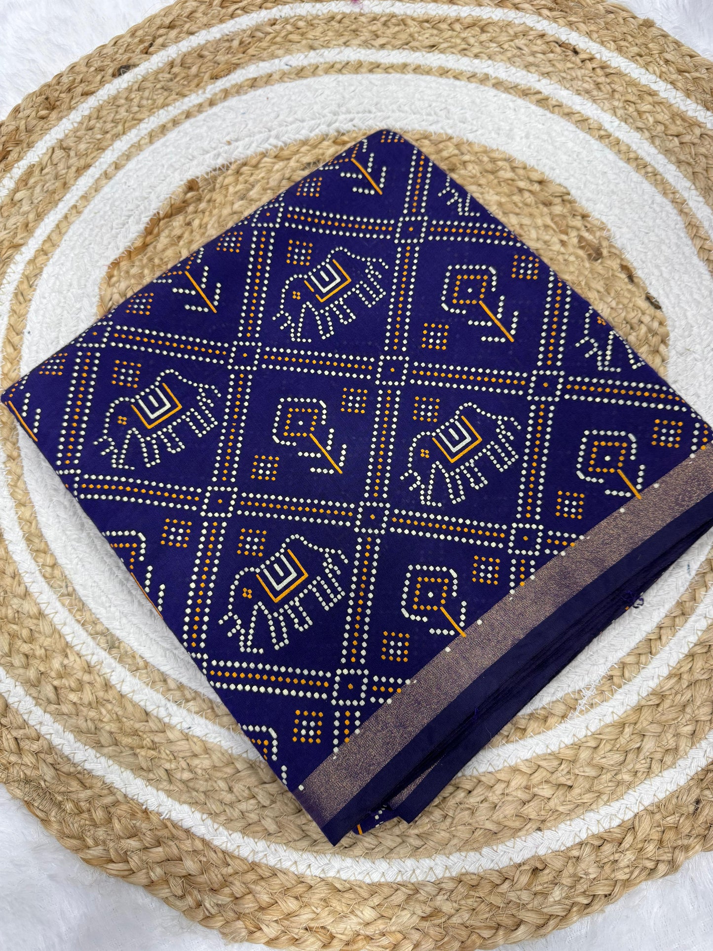 Gadhval New Bandhani Saree  Print Bandhej
