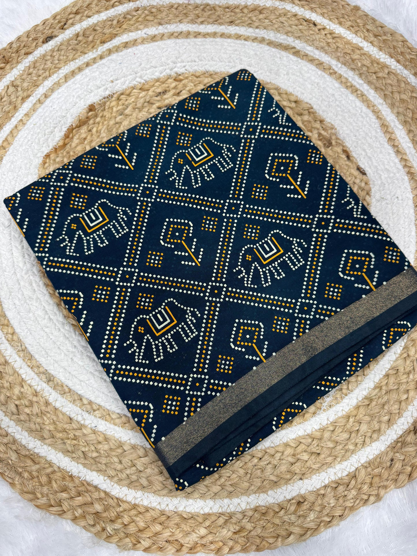 Gadhval New Bandhani Saree  Print Bandhej