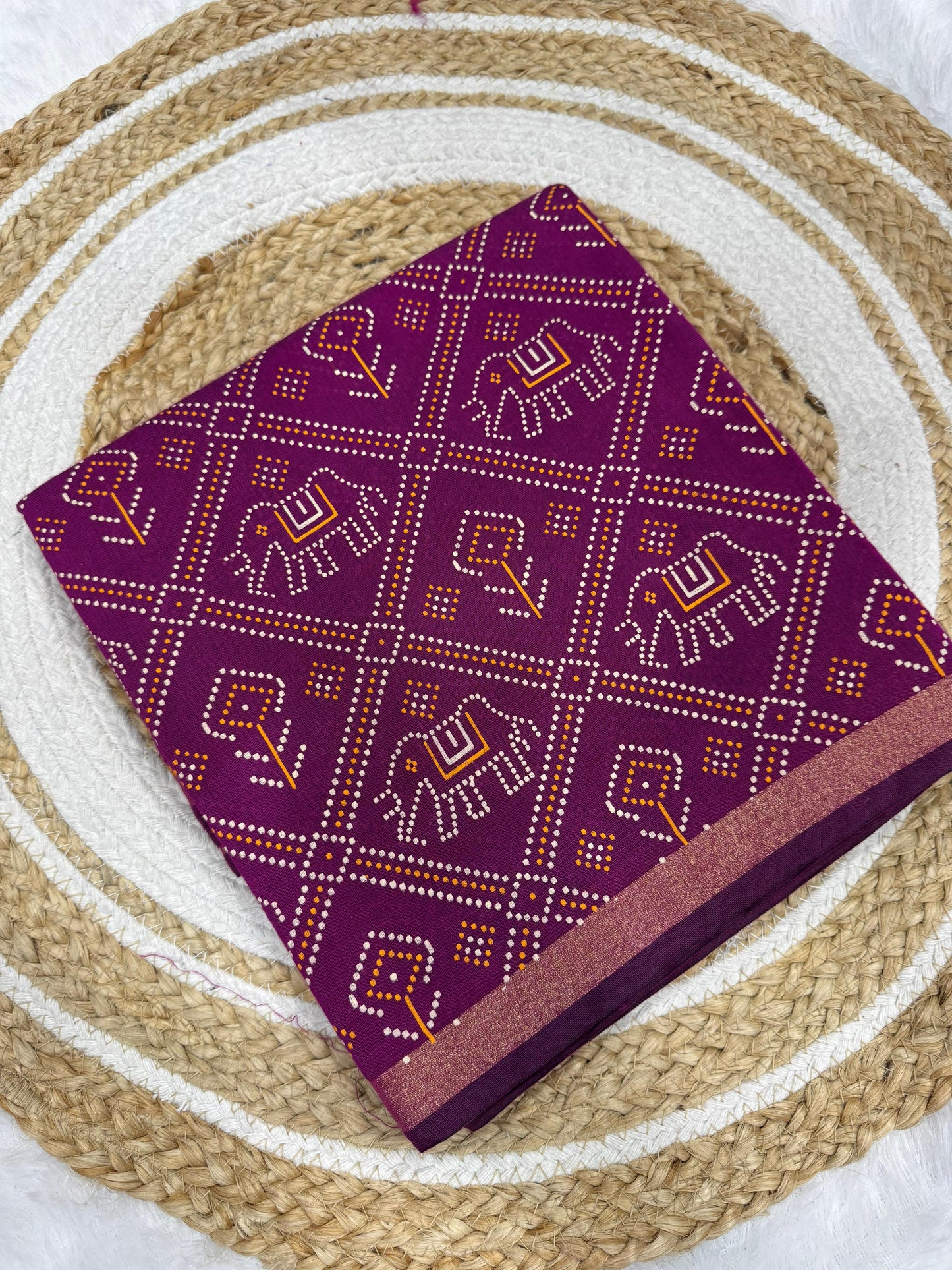 Gadhval New Bandhani Saree  Print Bandhej