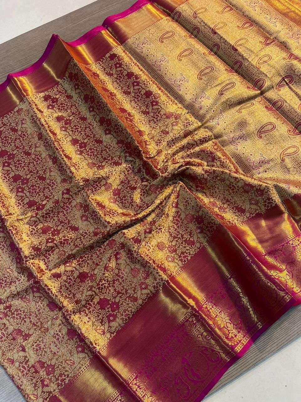 House of ShiVisha Premium Kanjiveram Silk Saree – Original Zari Weaving with Rich Pallu & Broad Border - House Of ShiVisha