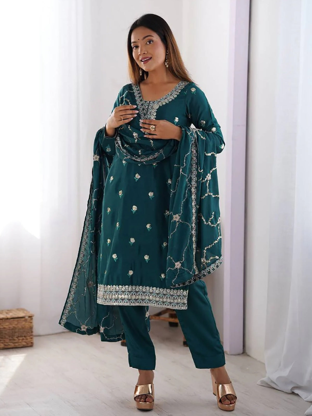 Women’s Kurta Pent Dupatta Set Tesla Fabric