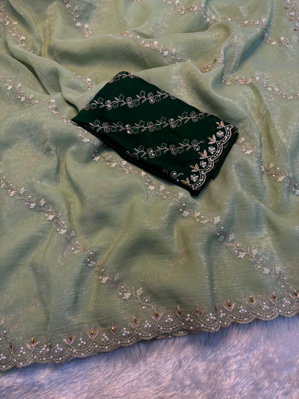 Soft crunchy saree with embroidery 🧵 work with stone work saree with cut work