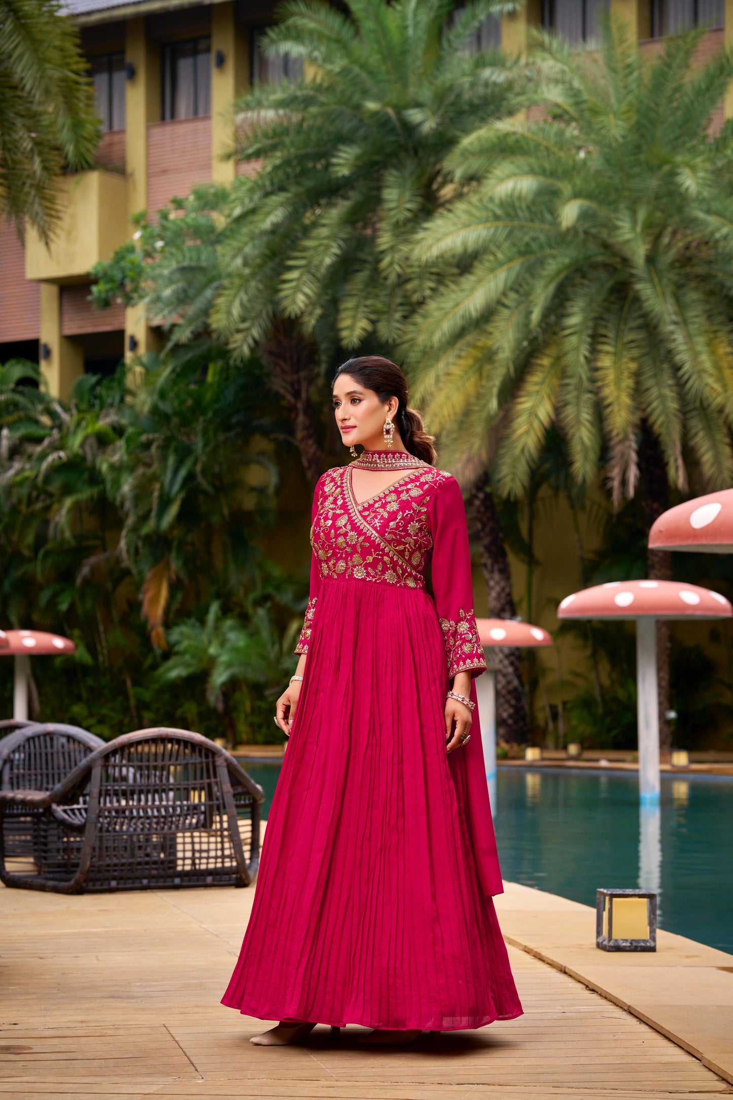 House of ShiVisha – Real Modeling Pant Pair | Embroidered Kurti Set with Dupatta