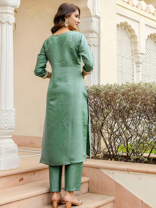 Sea Green Vasudha Embroidered Suit – Kurta, Pant & Organza Dupatta Set