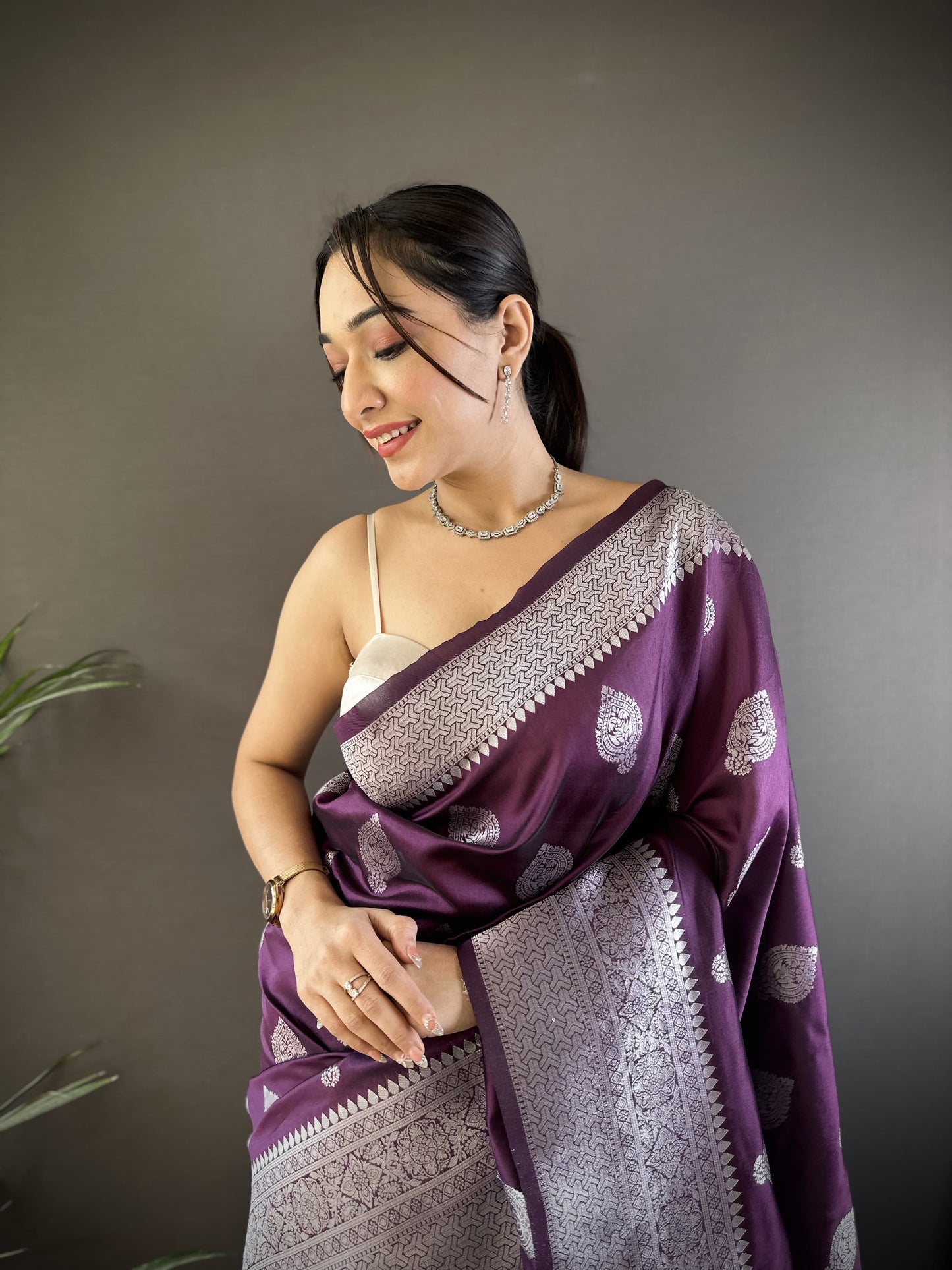 HOS Khwaish Catalogue – Soft Banarasi Silk Saree with Silver Jari Weaving & Rich Pallu