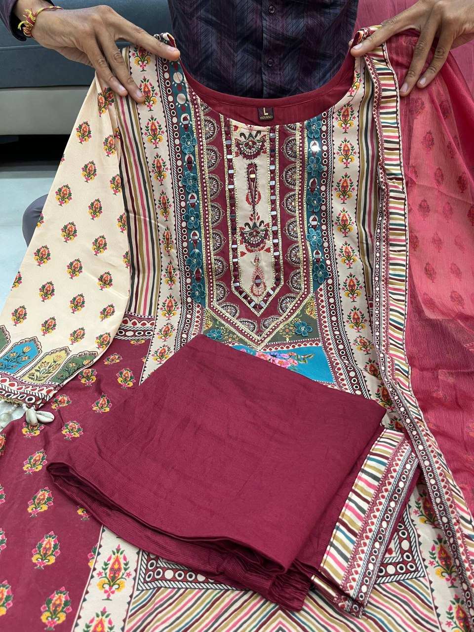 HOS Jasood Anarkali Set – Pure Chinon Kurti with Plazo, Chiffon Dupatta & Moti Mala (2 Color Kodi) - House Of ShiVisha