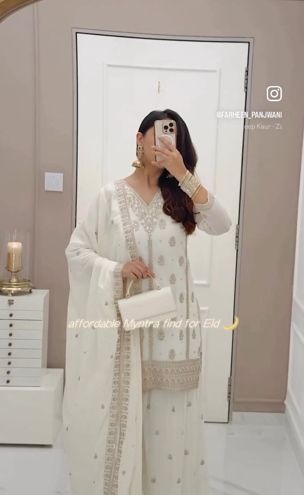 HOS WW-1170 Fox Georgette Sarara Set with Embroidery Work