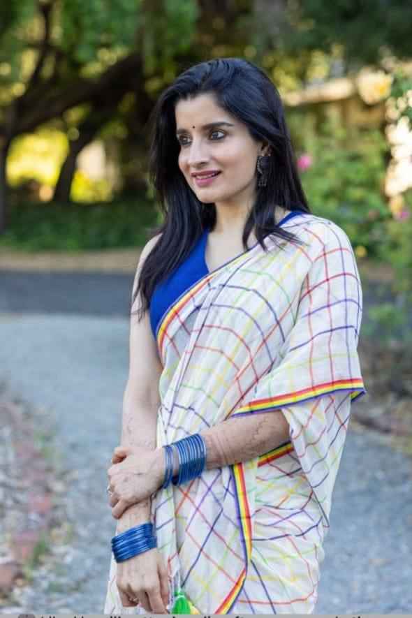 MG537 Linen Saree – Digital Print Design with Matching Digital Print Blouse | House of ShiVisha™