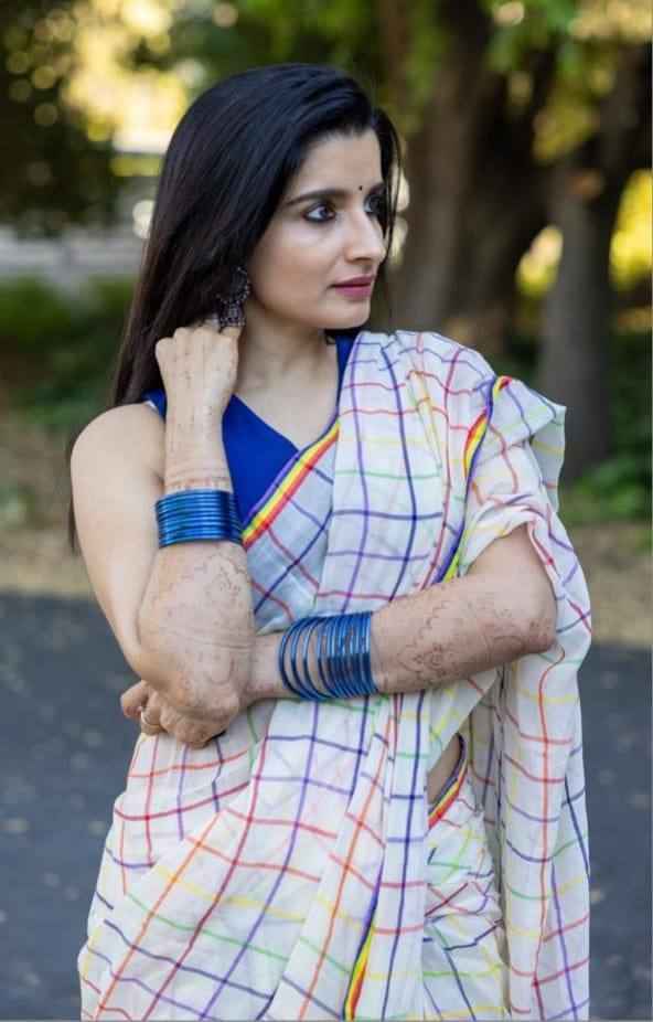 MG537 Linen Saree – Digital Print Design with Matching Digital Print Blouse | House of ShiVisha™