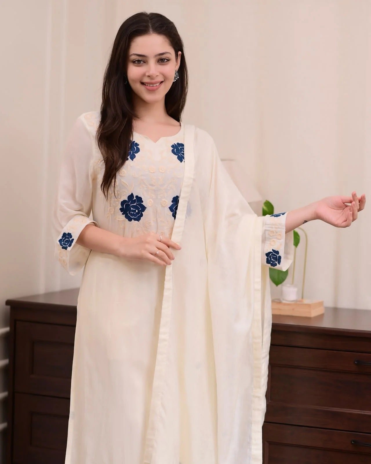 Off White Titanic Kurta Pant Dupatta Set – Embroidered Tesla Fabric with Vichitra Dupatta | House of ShiVisha™ | SKU: Off White Titanic Suit