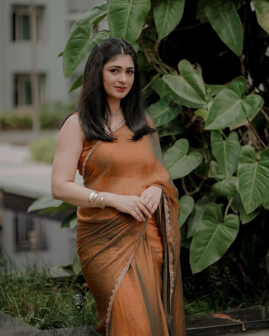 Two-Tone Fandy Chiffon Silk Saree – Heavy Beads Hand Work with Rich Border | House of ShiVisha™ | Code: KK-TRIVA - Image 2