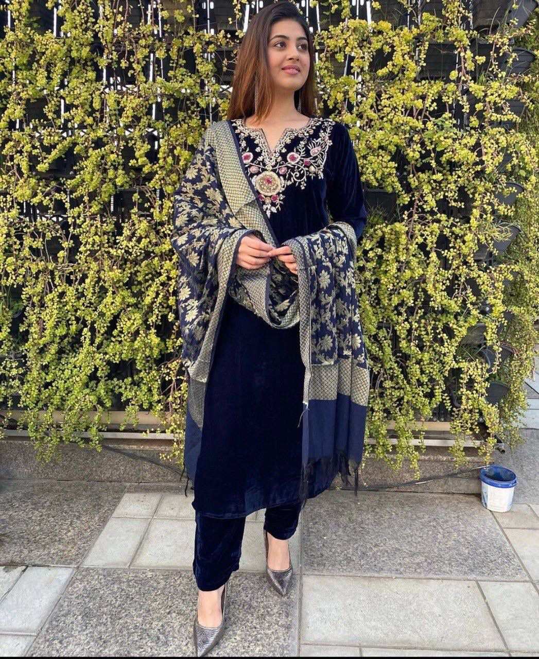 HOS FD-7803 Velvet Suit Set with Embroidered Top & Printed Dupatta - House Of ShiVisha