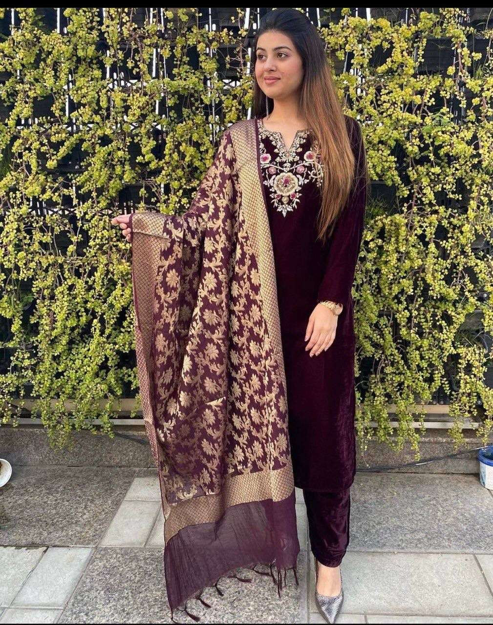 HOS FD-7803 Velvet Suit Set with Embroidered Top & Printed Dupatta - House Of ShiVisha