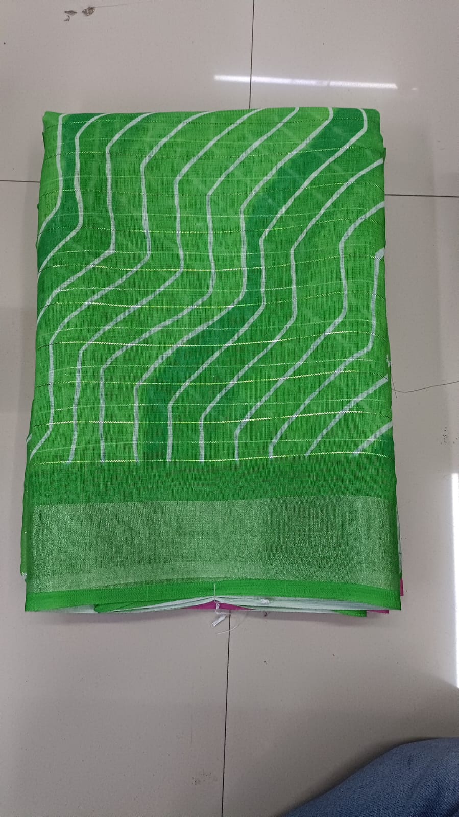 Handloom Recozari Silk Saree – Crimson Red with Ruby Red accents, Silver Zari Border (Design 023)