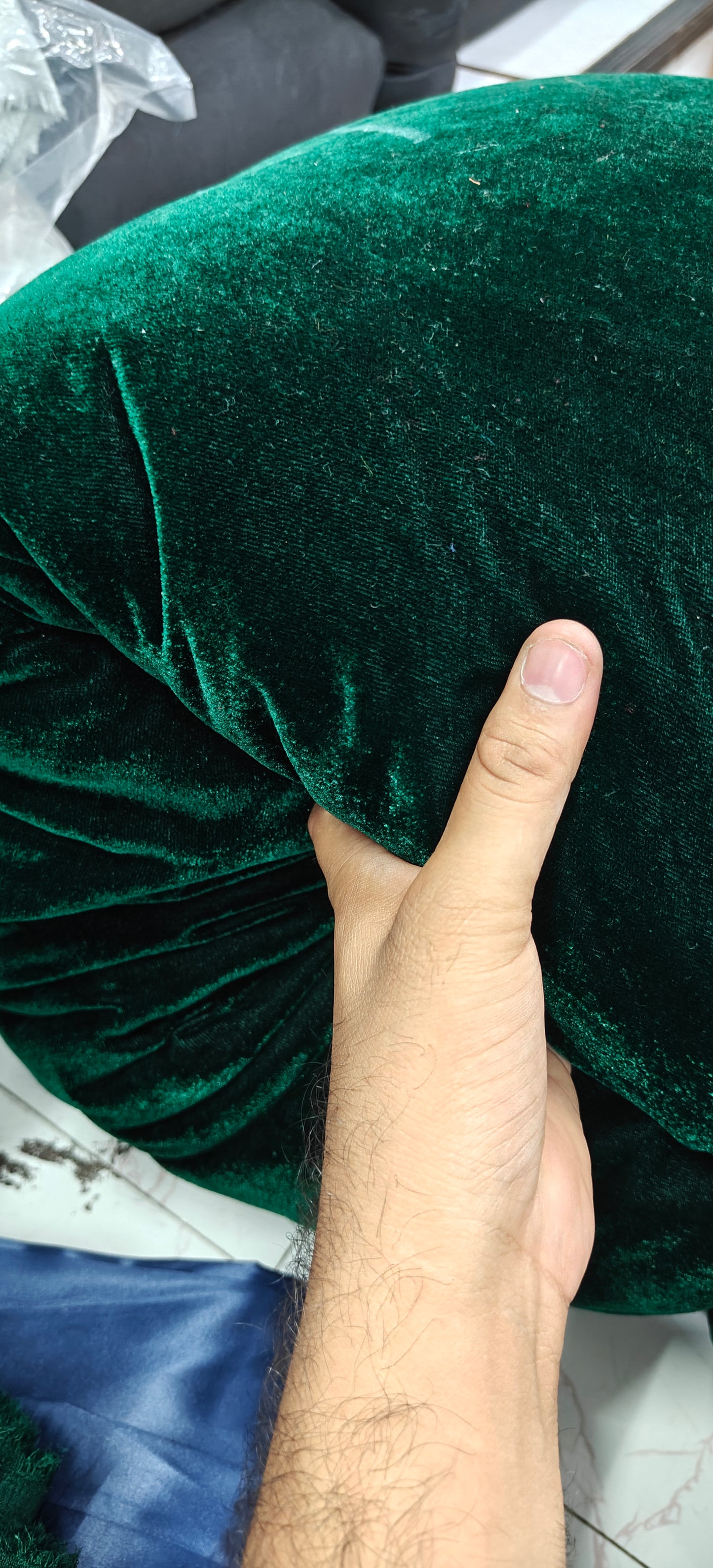 Viscose Makhan Velvet Emerald Green – 50 Meter Set