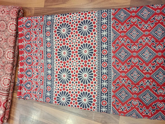 Jaipuri Cotton Block Print 60 40 Fabric - Design 85