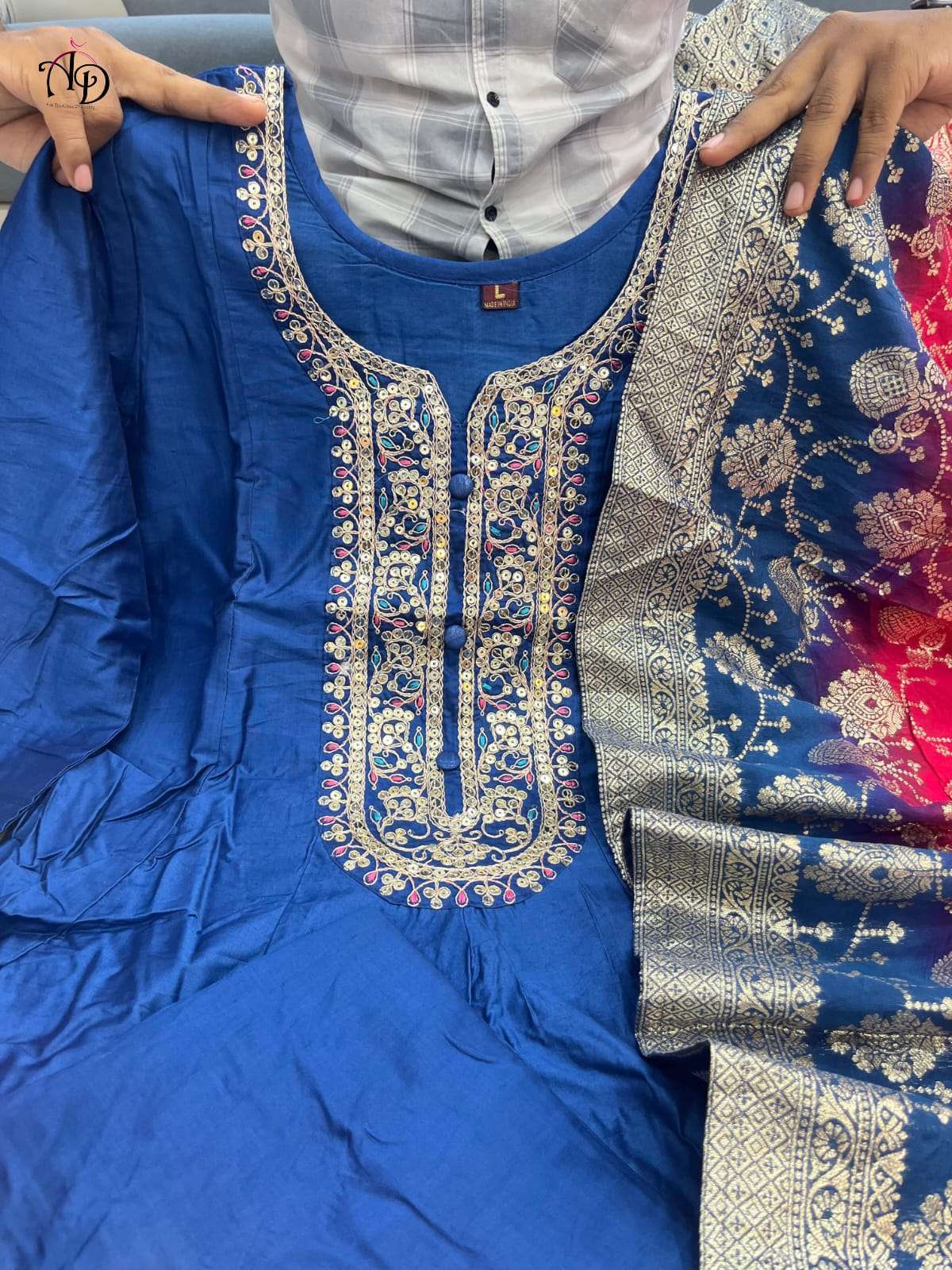 HOS Jashn-E-Bahaaraa Anarkali Set – Flared Banana Silk Kurti with Pant & Banarasi Dupatta - House Of ShiVisha